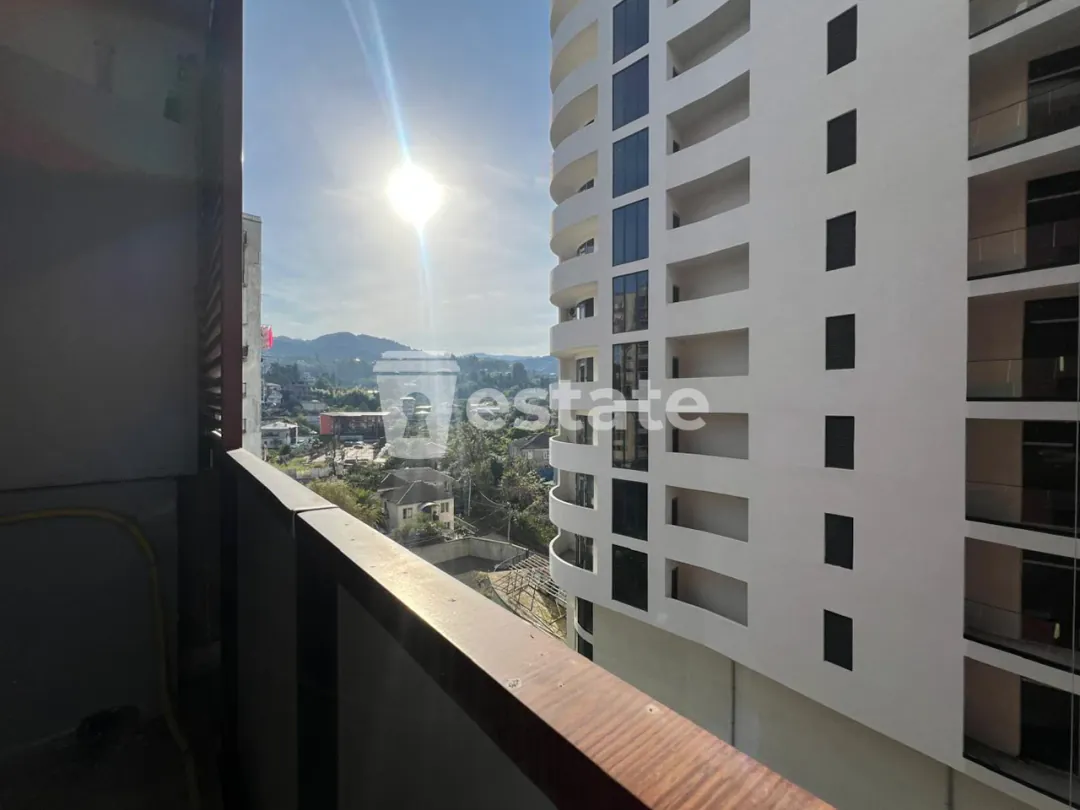 Selling a black frame (studio) in Mahinjauri — photo 7