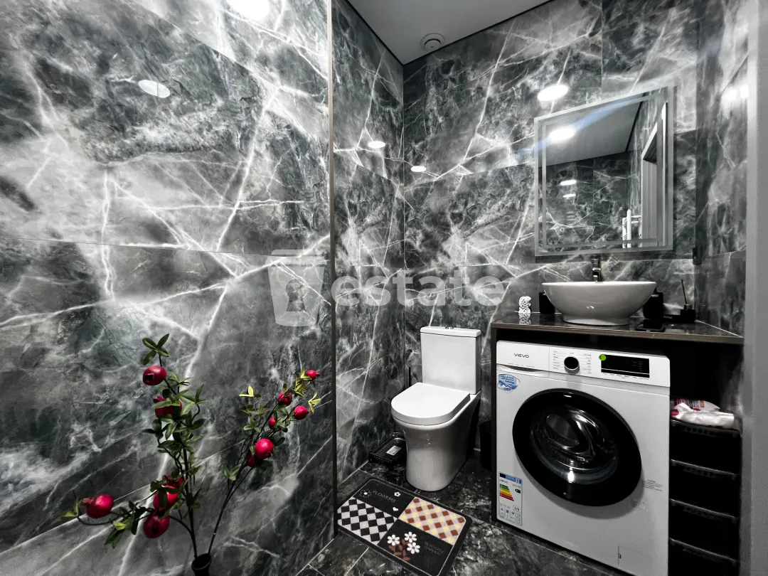Selling a freshly renovated 1+1 apartment on the New Boulevard — photo 7