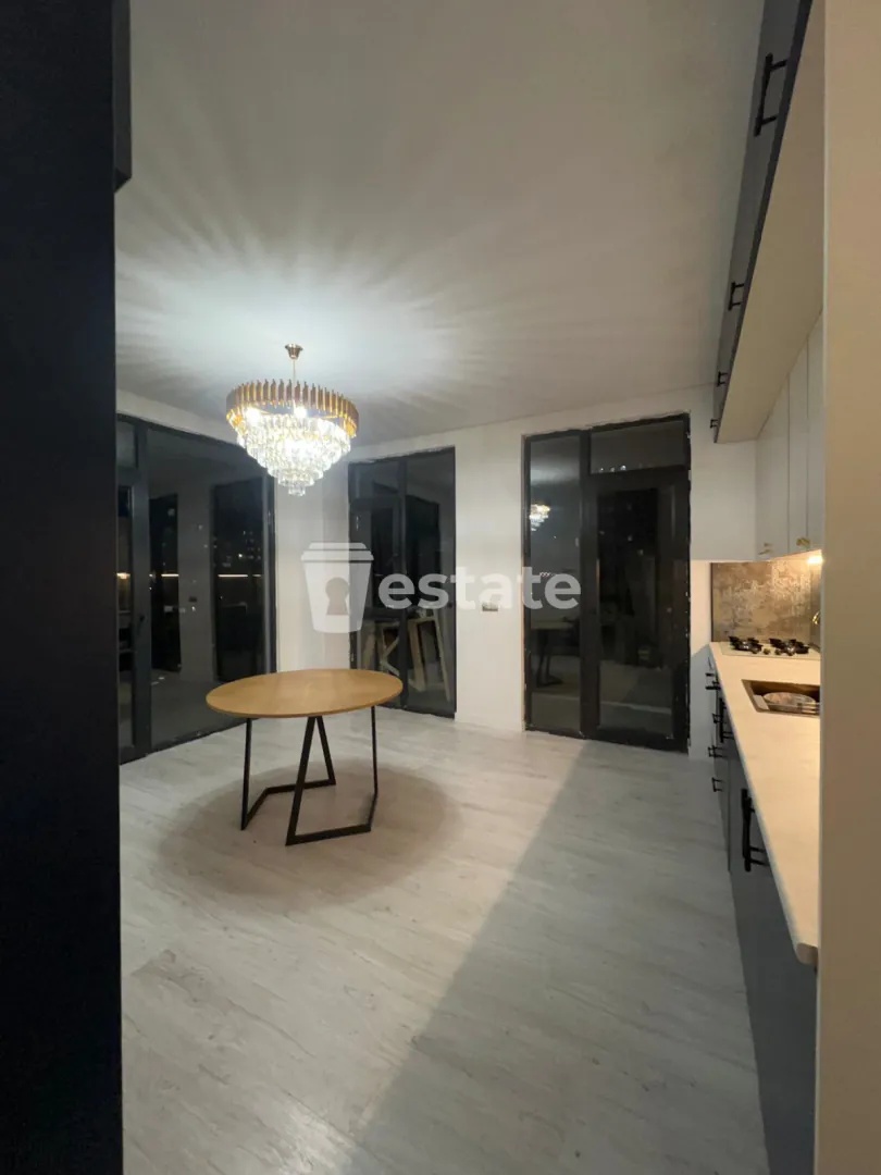 Selling a spacious 3+1 apartment — photo 1