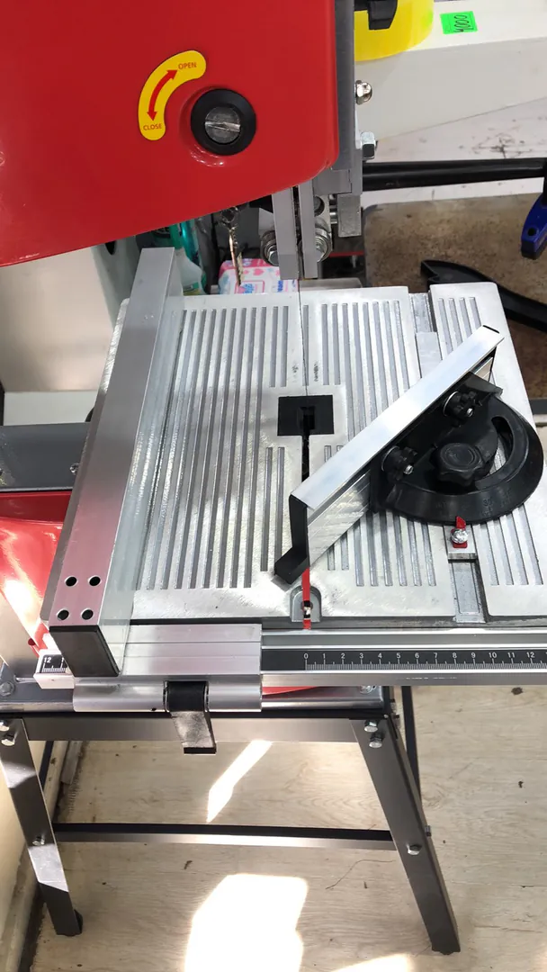 ლენტური ხერხი JIFA JFB10 (420 W) — ფოტო 4