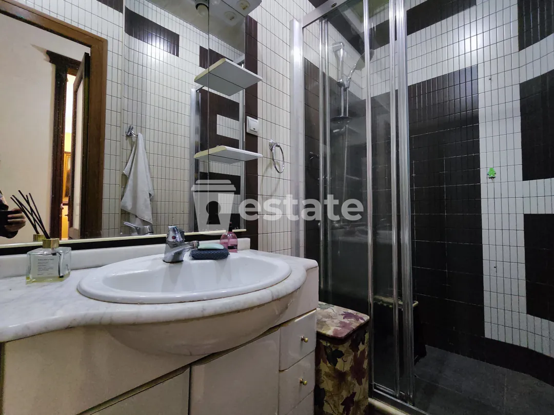 Renting out a spacious 1+1 near Batumi Mall — photo 8