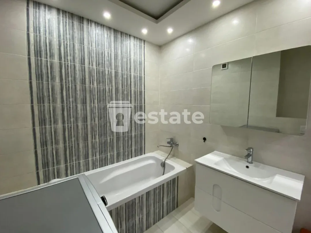 Selling spacious 1+1 near Grand Mall — photo 7
