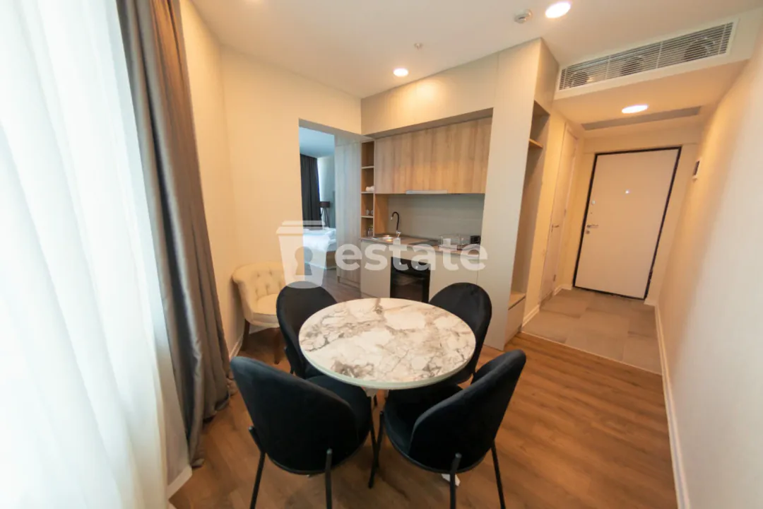 Renting out a bright 1+1 apartment on Heroes Alley — photo 1