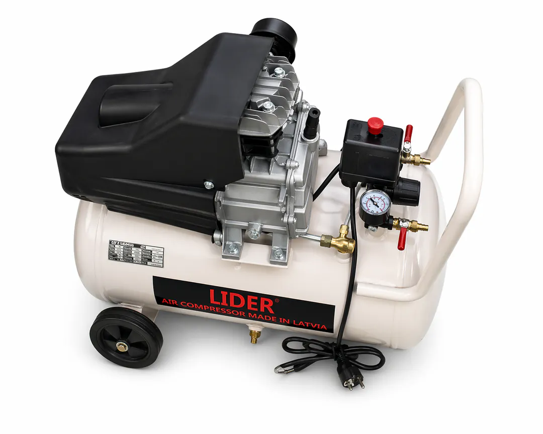 Oil air compressor (oiled) — photo 1