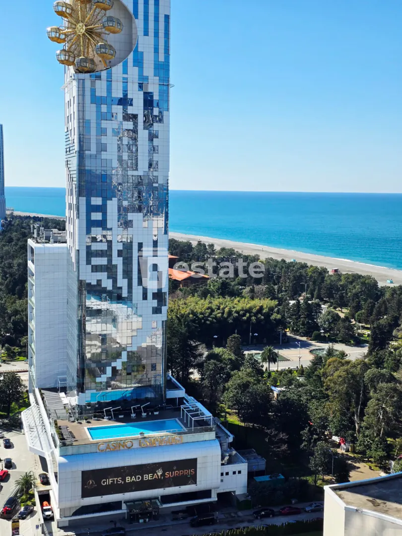 Spacious studio for rent in Porta Tower — photo 9
