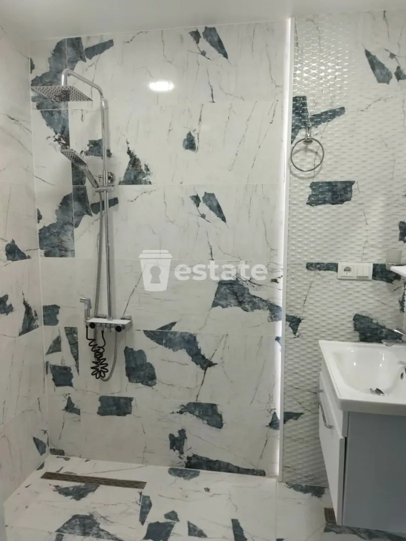 Продам светлую студию в Elt-квартале — фото 3