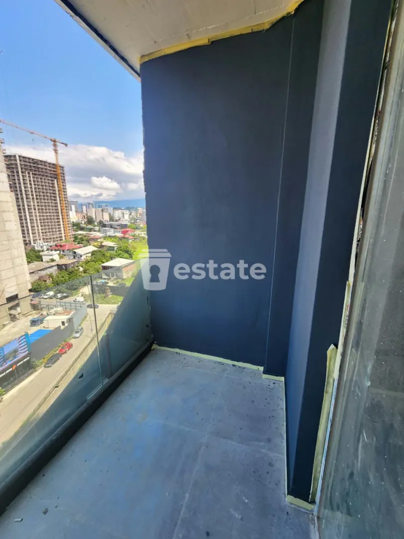 Selling a studio in a green frame near the new... — photo 5