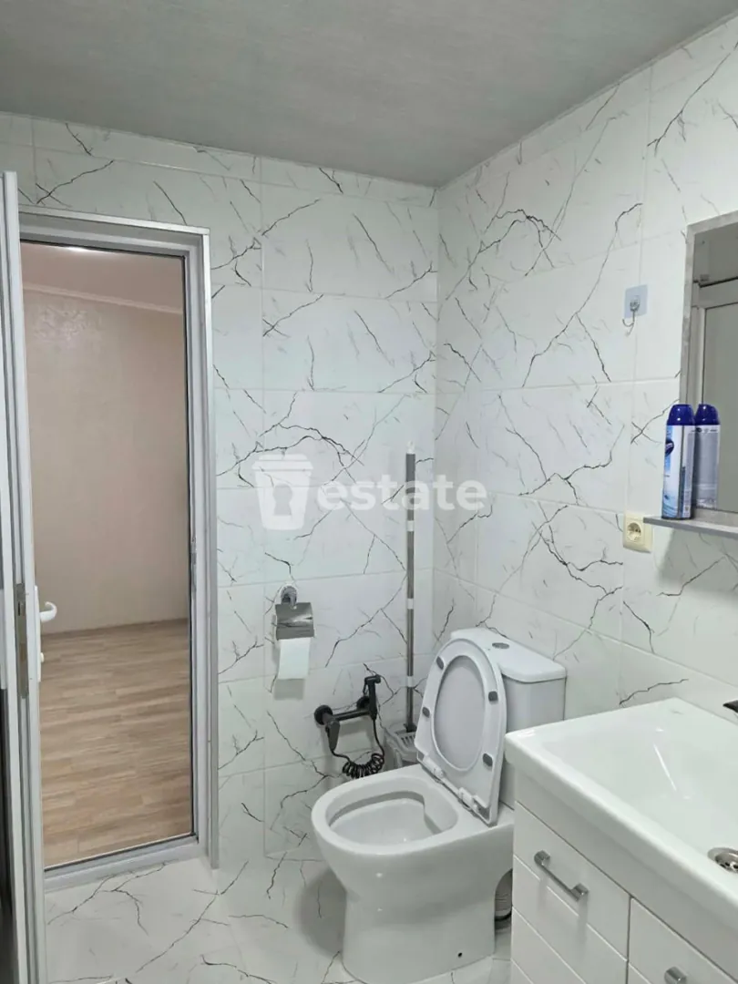 Comfortable 1+1 apartment for rent in central Batumi — photo 7