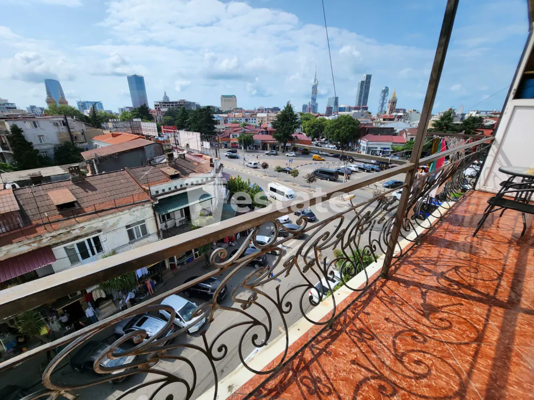 Spacious 2+1 for rent near old Batumi — photo 9