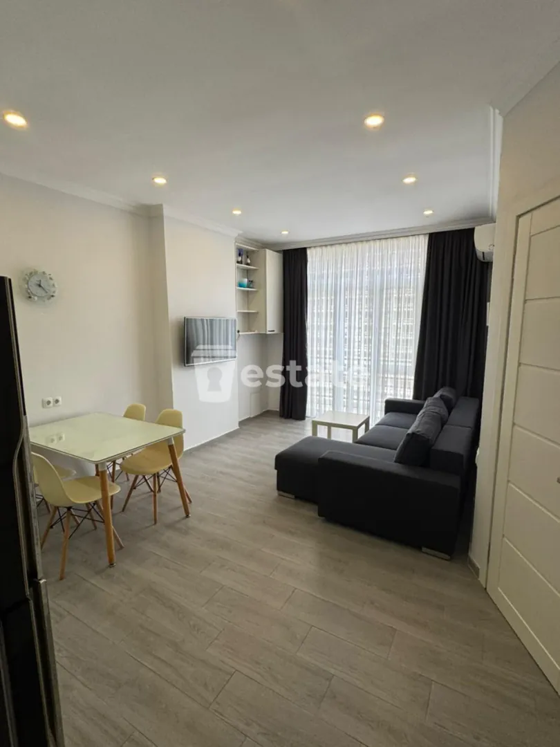 Selling a bright 1+1 apartment — photo 1