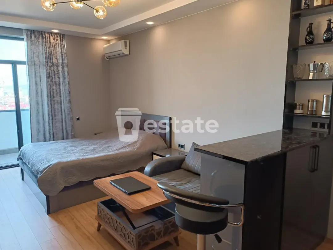 Comfortable studio for sale on Heroes Alley — photo 1