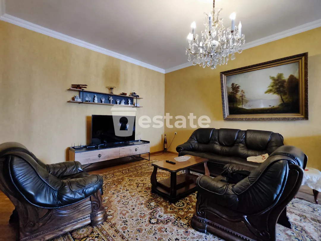 Renting out a spacious 1+1 near Batumi Mall — photo 2