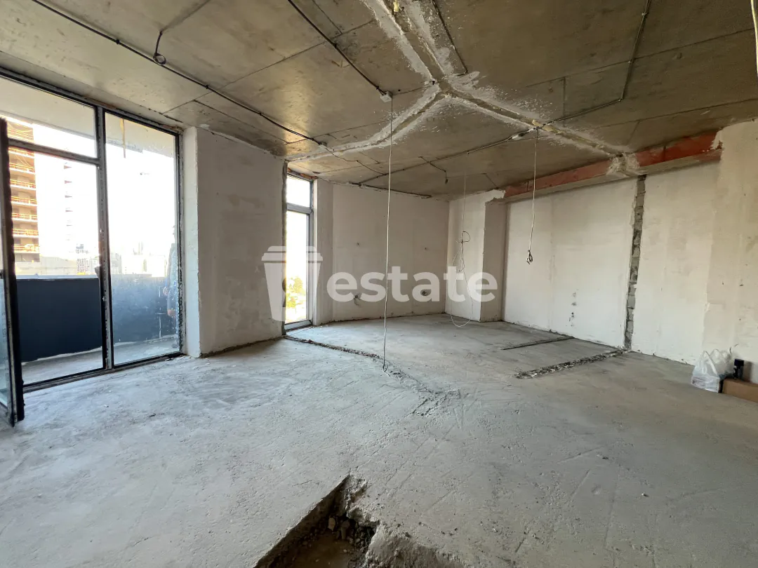 Selling a bright 1+1 in white frame construction — photo 1