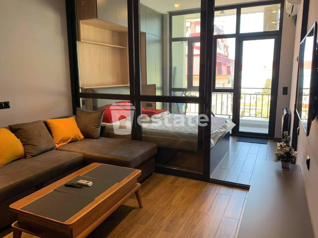 Renting out a modern studio in the center of Batumi — photo 1