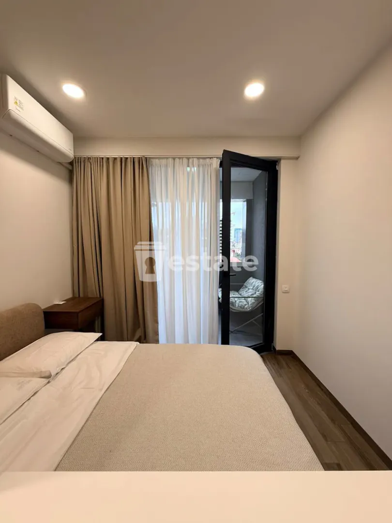 Selling a cozy studio near the Alley of Heroes — photo 2