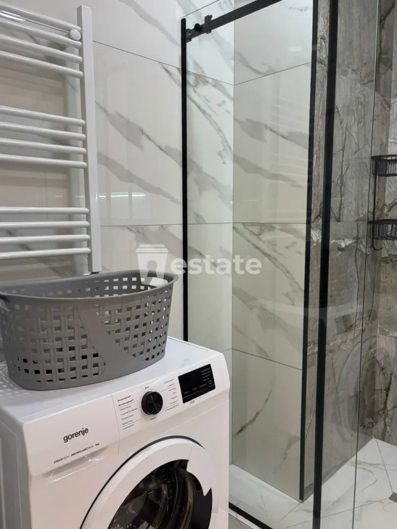 Stylish studio for rent on Heroes Alley — photo 8
