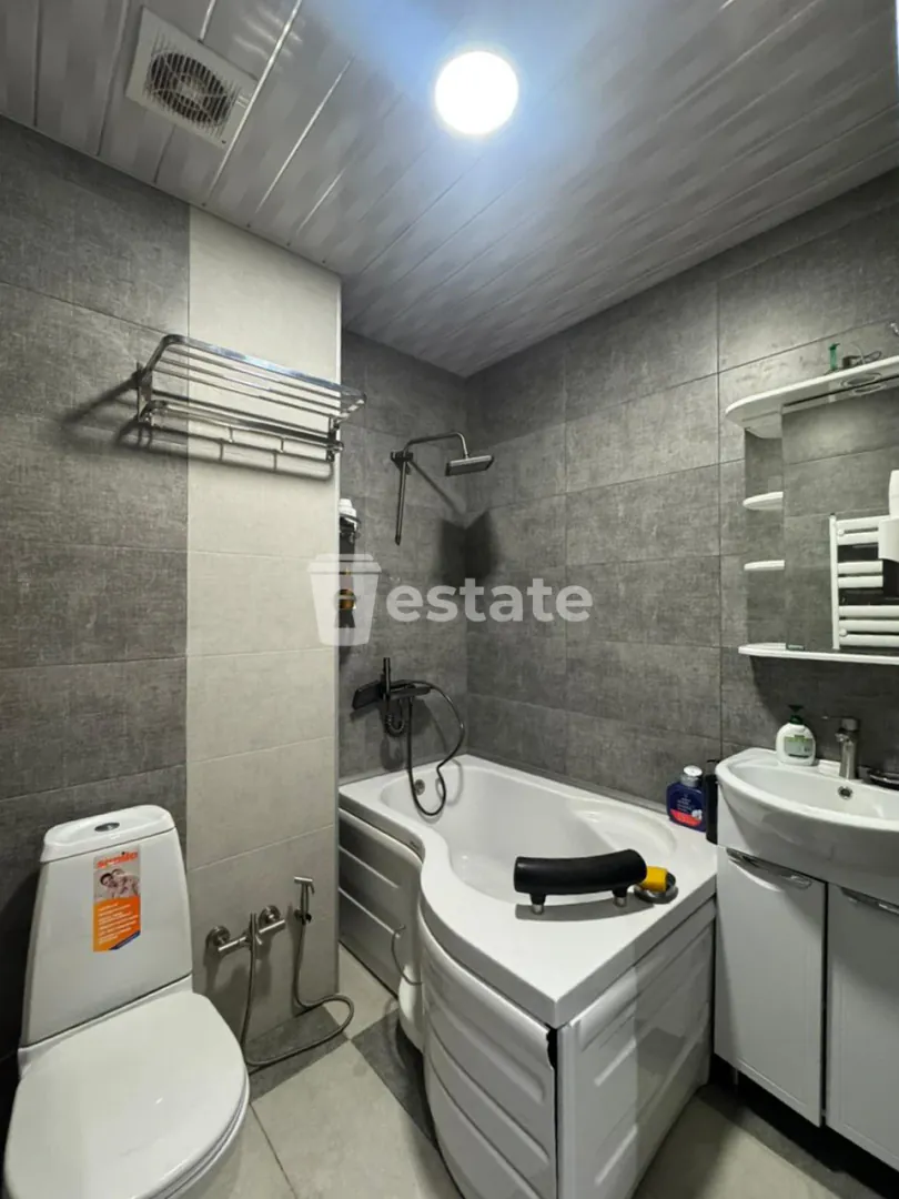Selling fresh 2+1 apartment near old Batumi — photo 8