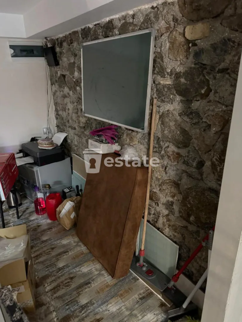Commercial space for rent in old Batumi — photo 7