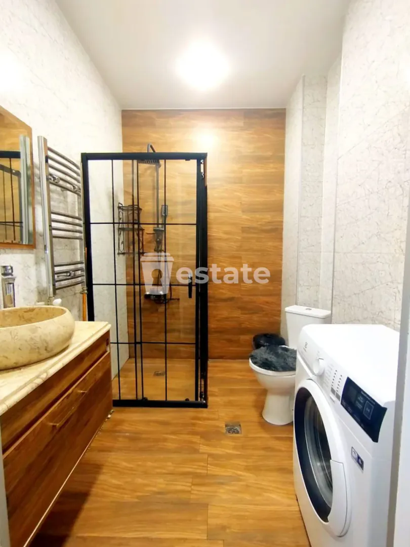 Renting out a fresh 2+1 near Heroes Avenue — photo 5