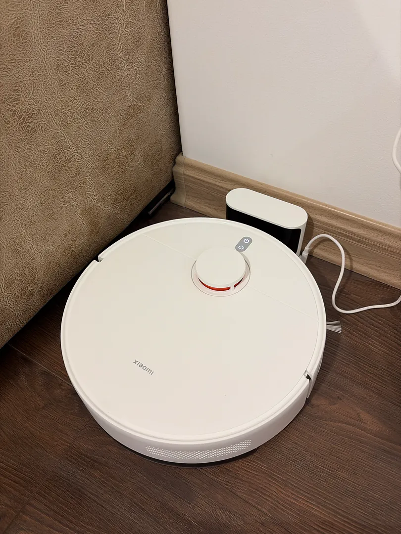 Robot vacuum cleaner - Xiaomi Robot Vacuum S40C — photo 1