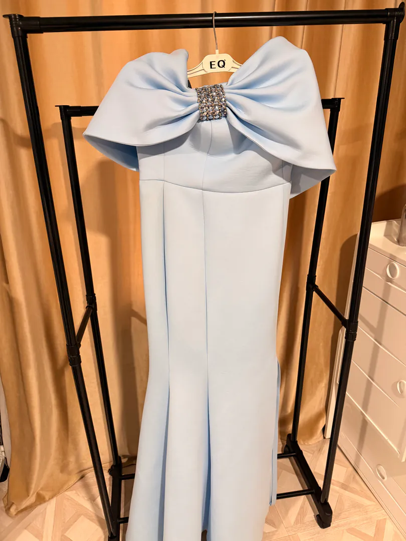 Dress — photo 1