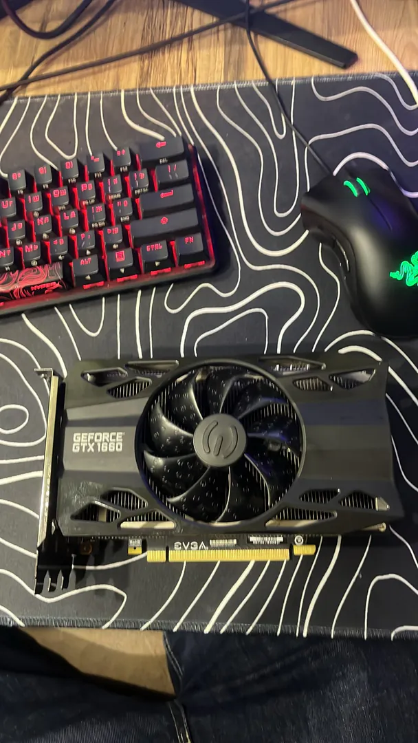 Selling PC components (all in excellent condit — photo 1