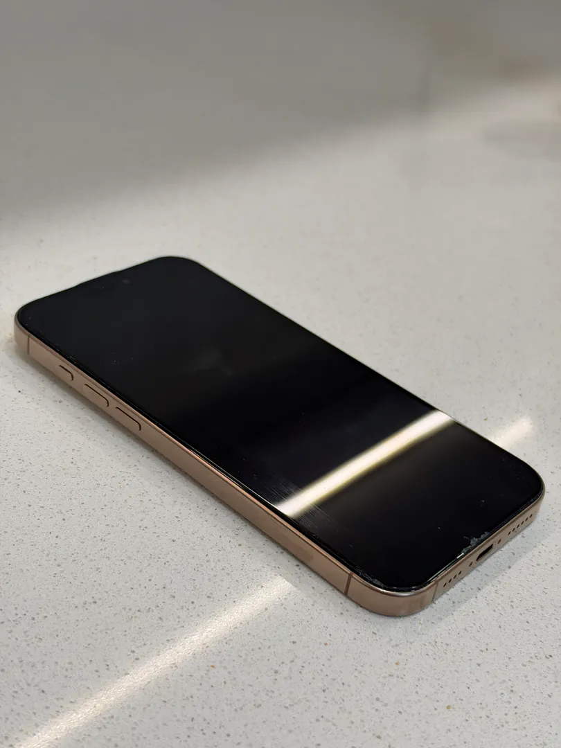 iPhone 16 Pro Max 512 gb — photo 2