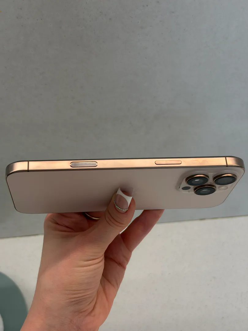 iPhone 16 Pro Max 512 gb — photo 4