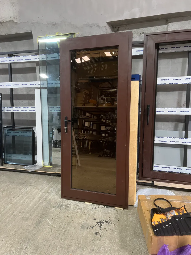 Selling aluminum doors in stock — photo 1