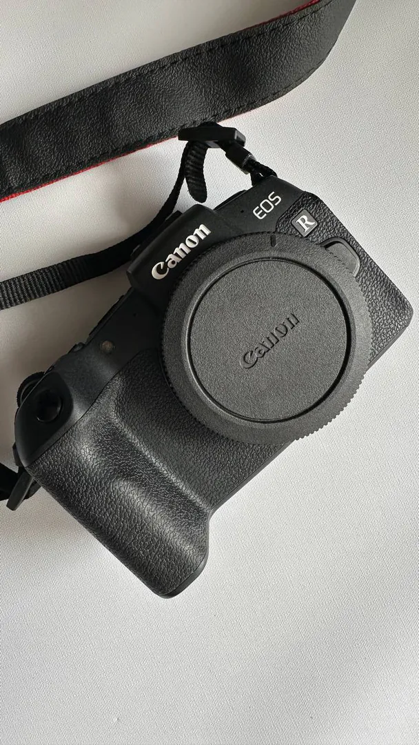 Canon RP body — photo 2