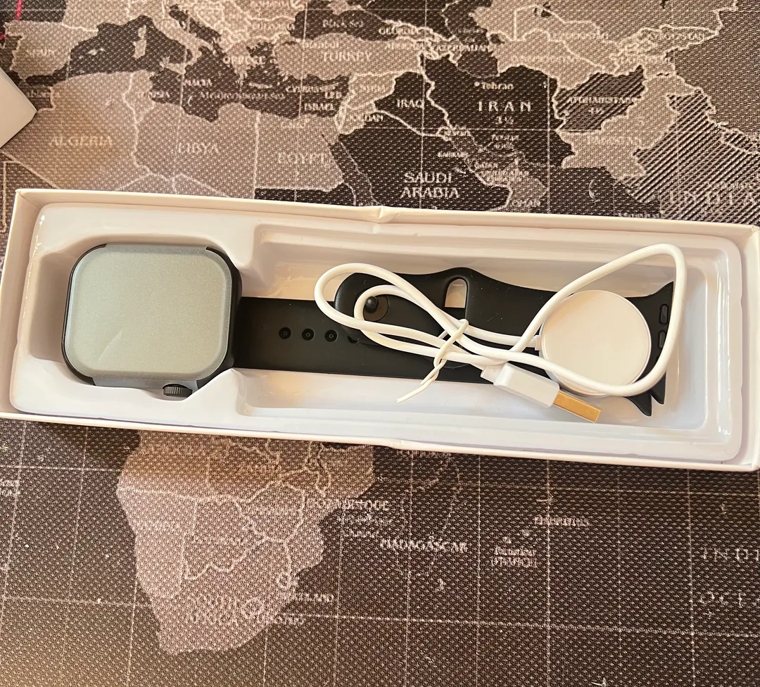 Apple Watch — photo 2