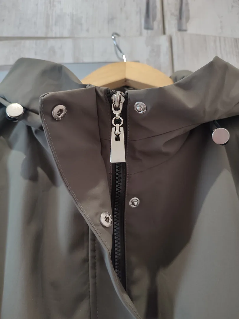 Women's windbreaker (size 48) — photo 2