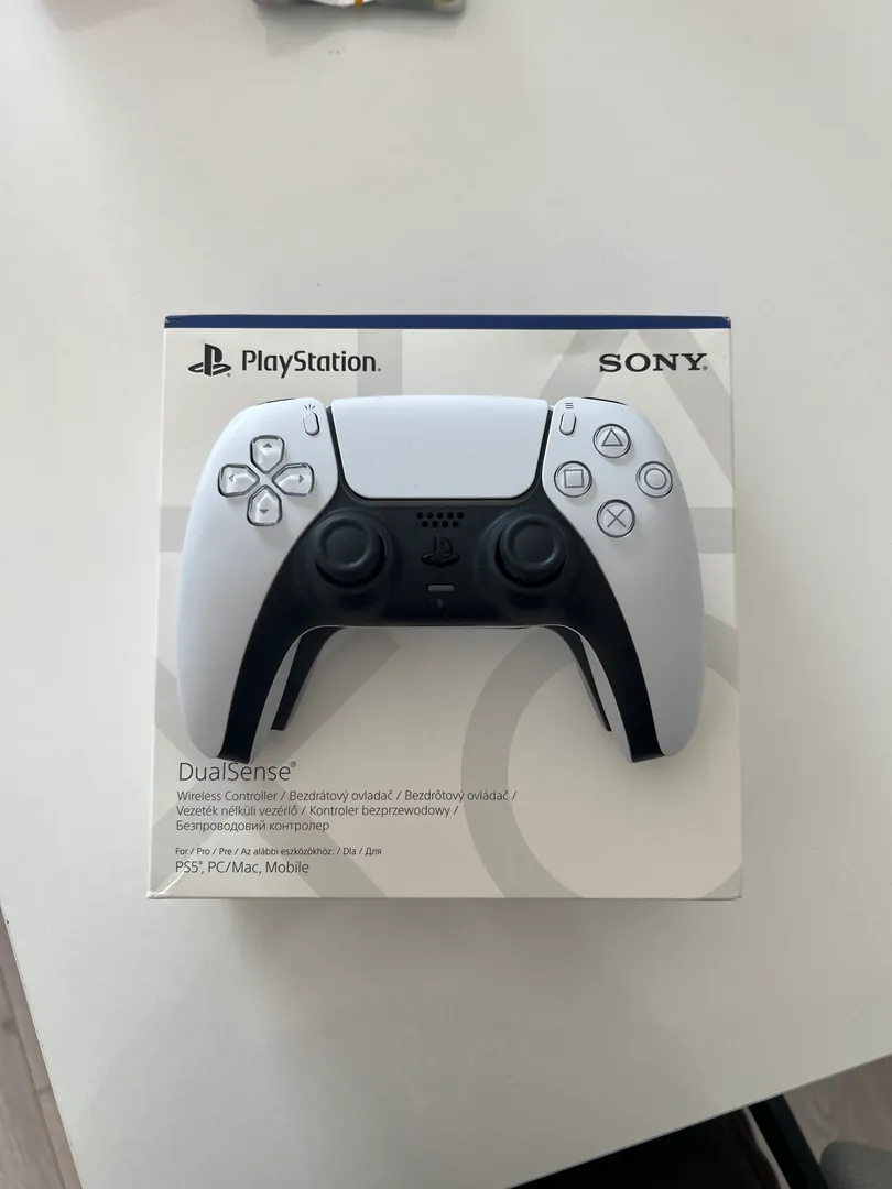 Sony PlayStation 5 DualSense Controller — photo 1