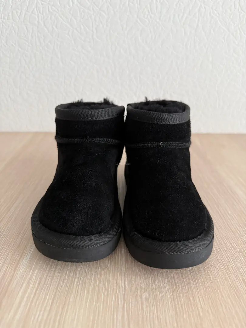 Children's UGG boots — photo 4