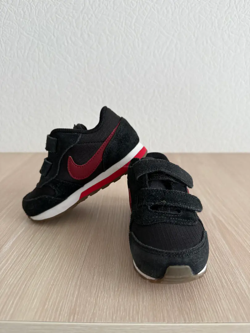 Children's Nike sneakers — photo 5