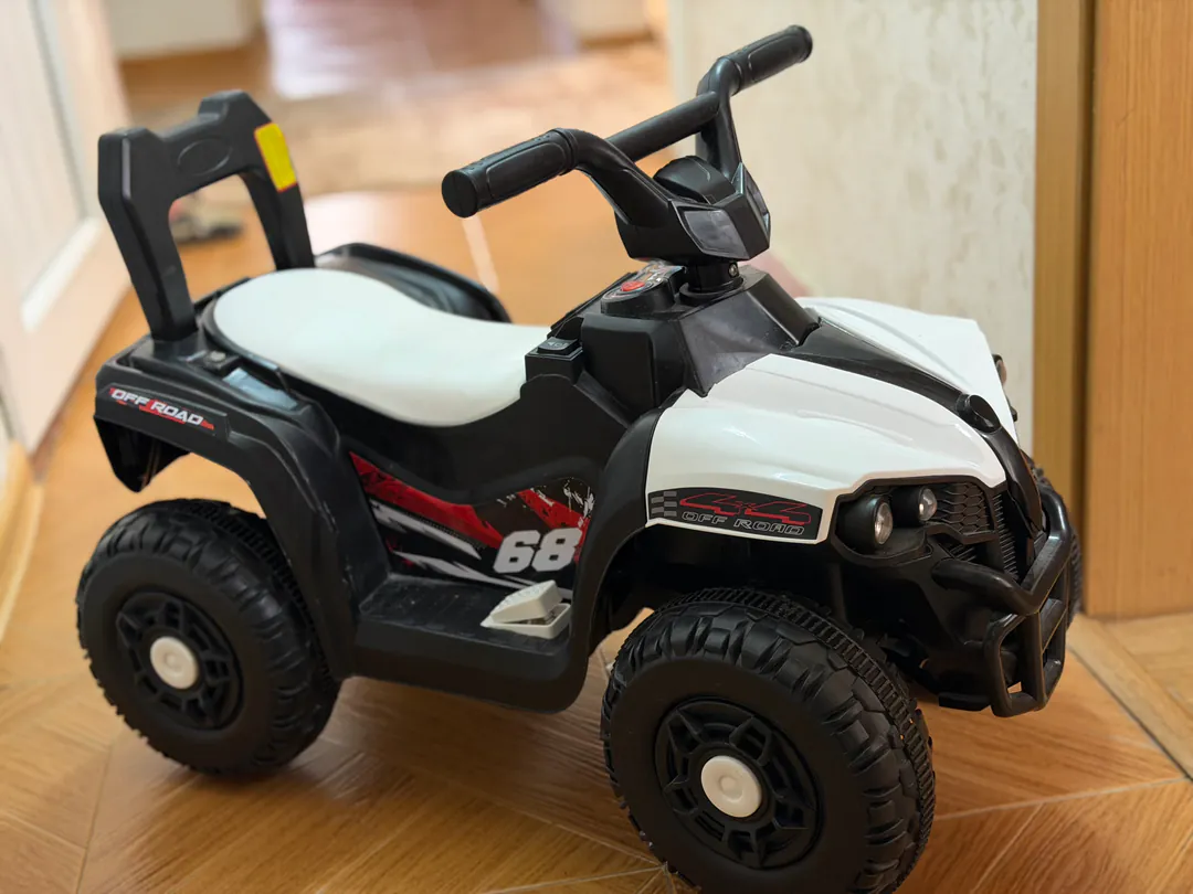 Motorcycle for children — photo 1