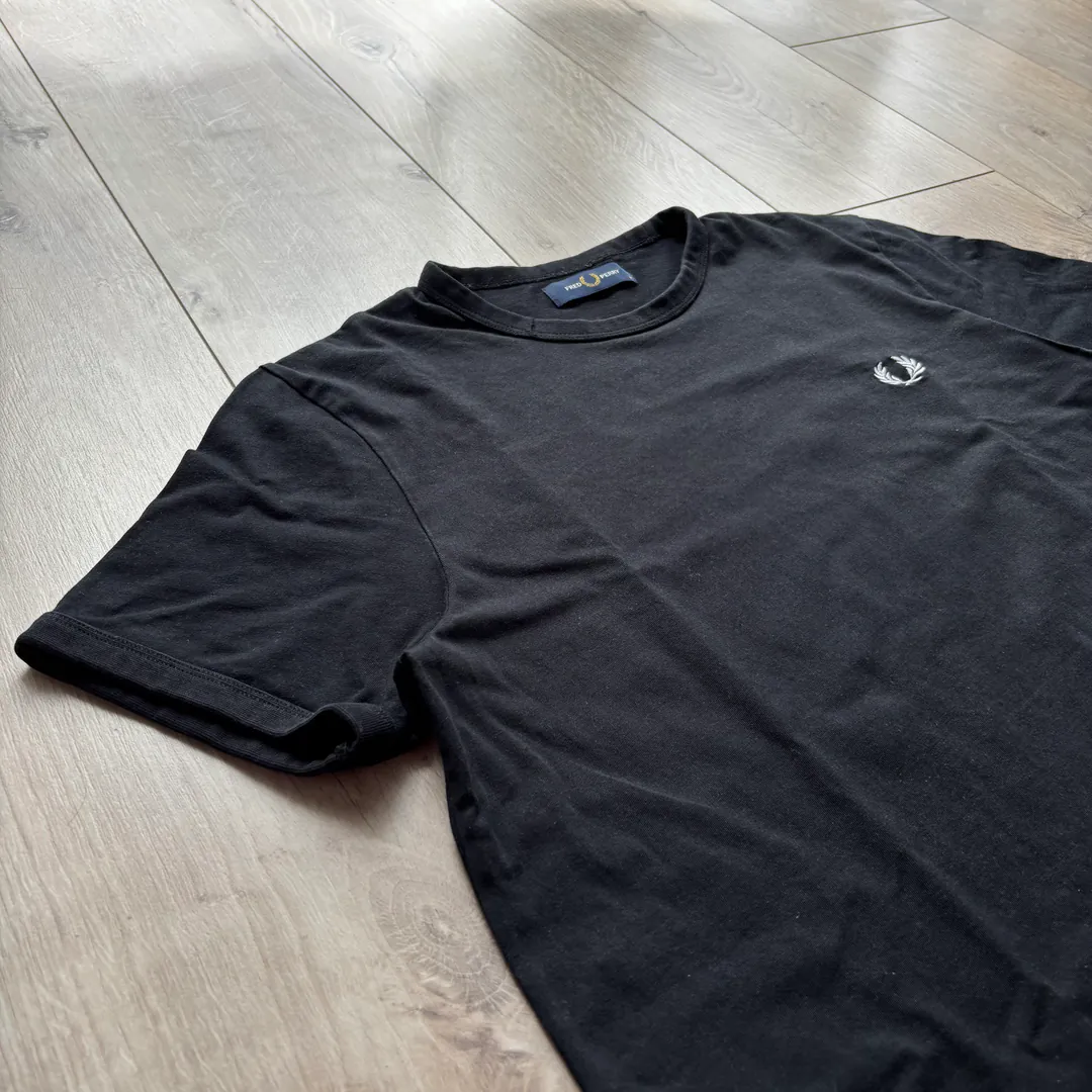 Fred Perry ფეირი — ფოტო 2