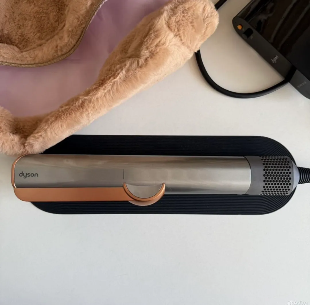 Dyson Airstrait — photo 1