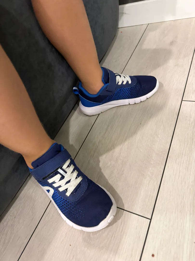 Sneakers — photo 2
