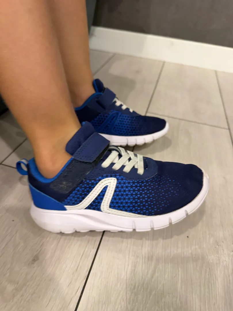 Sneakers — photo 3