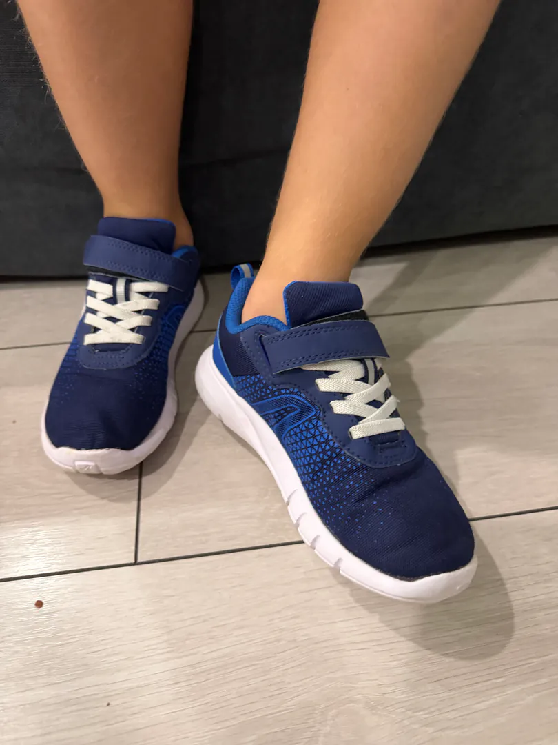 Sneakers — photo 4