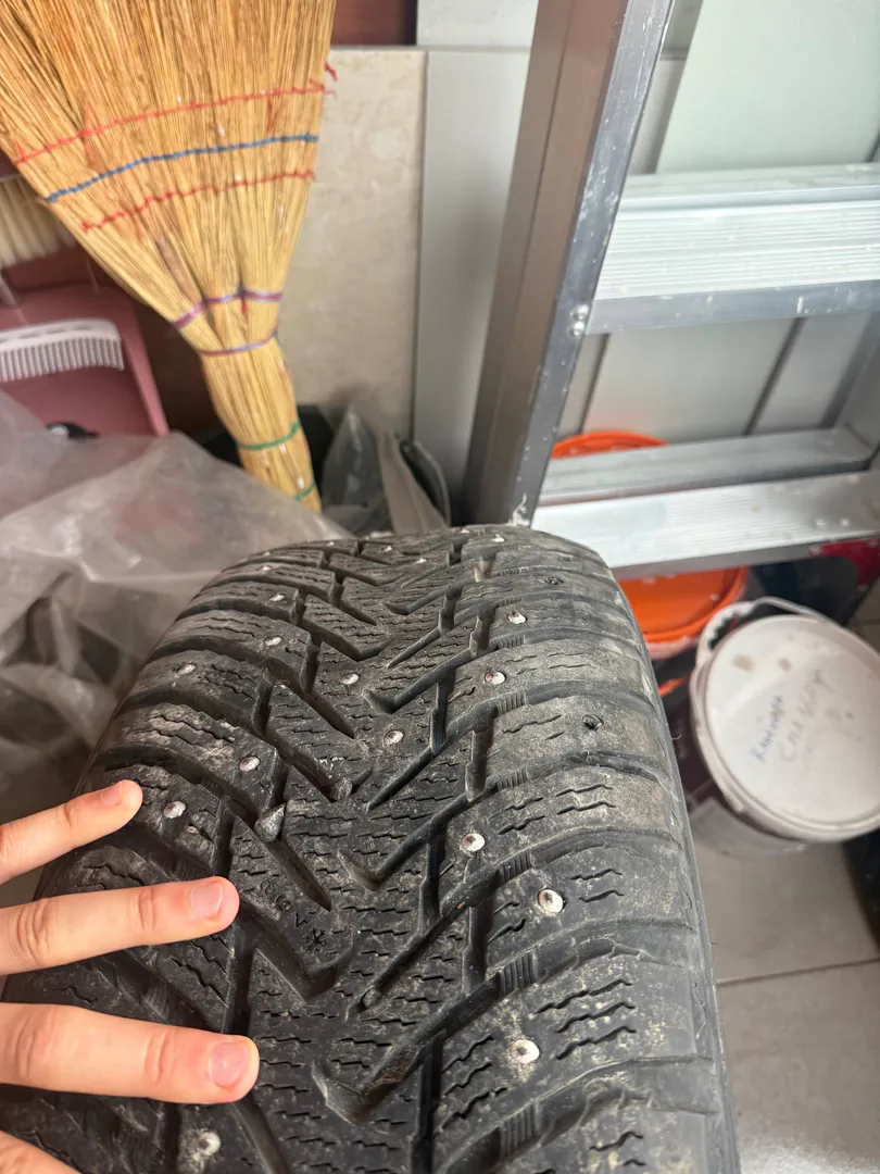 Original wheel set r18 for Dodge challenge — photo 6