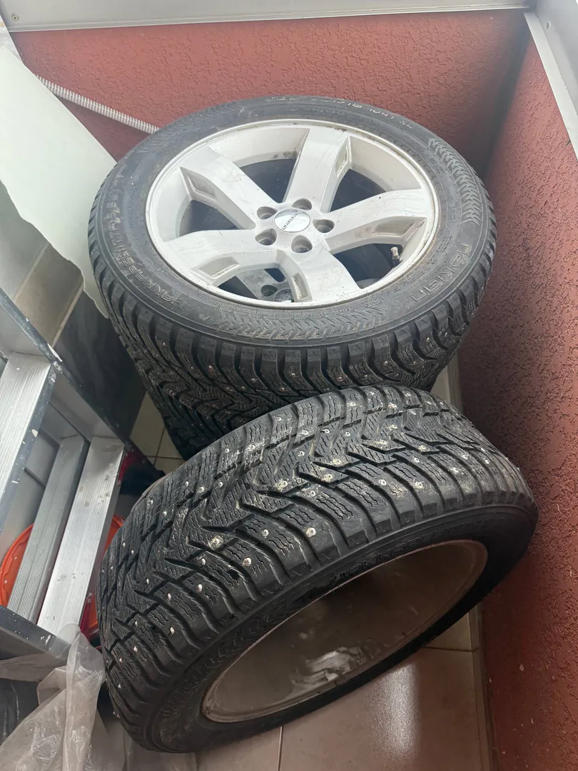 Original wheel set r18 for Dodge challenge — photo 1