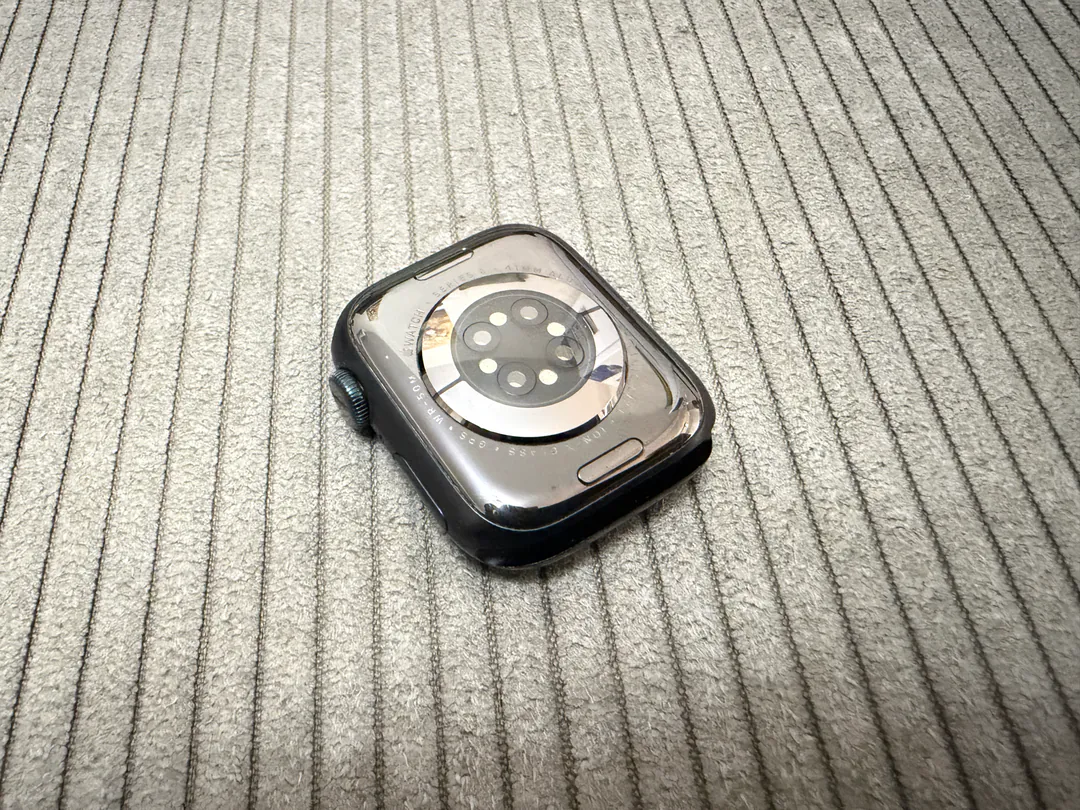 Apple Watch Series 8 41 mm GPS — Midnight — photo 6