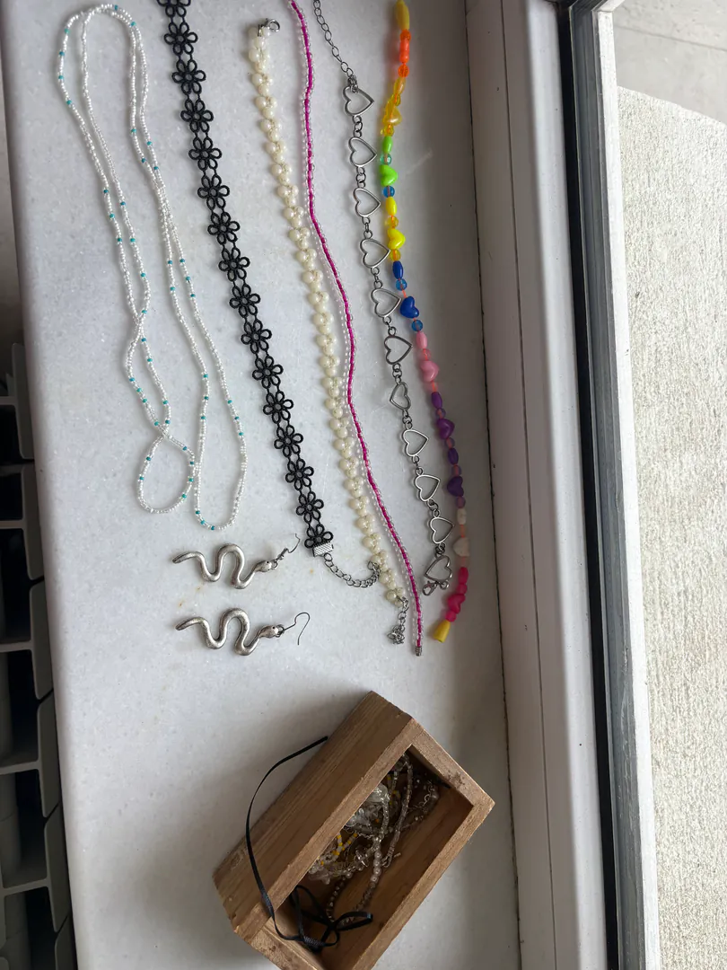 Jewellery — photo 8