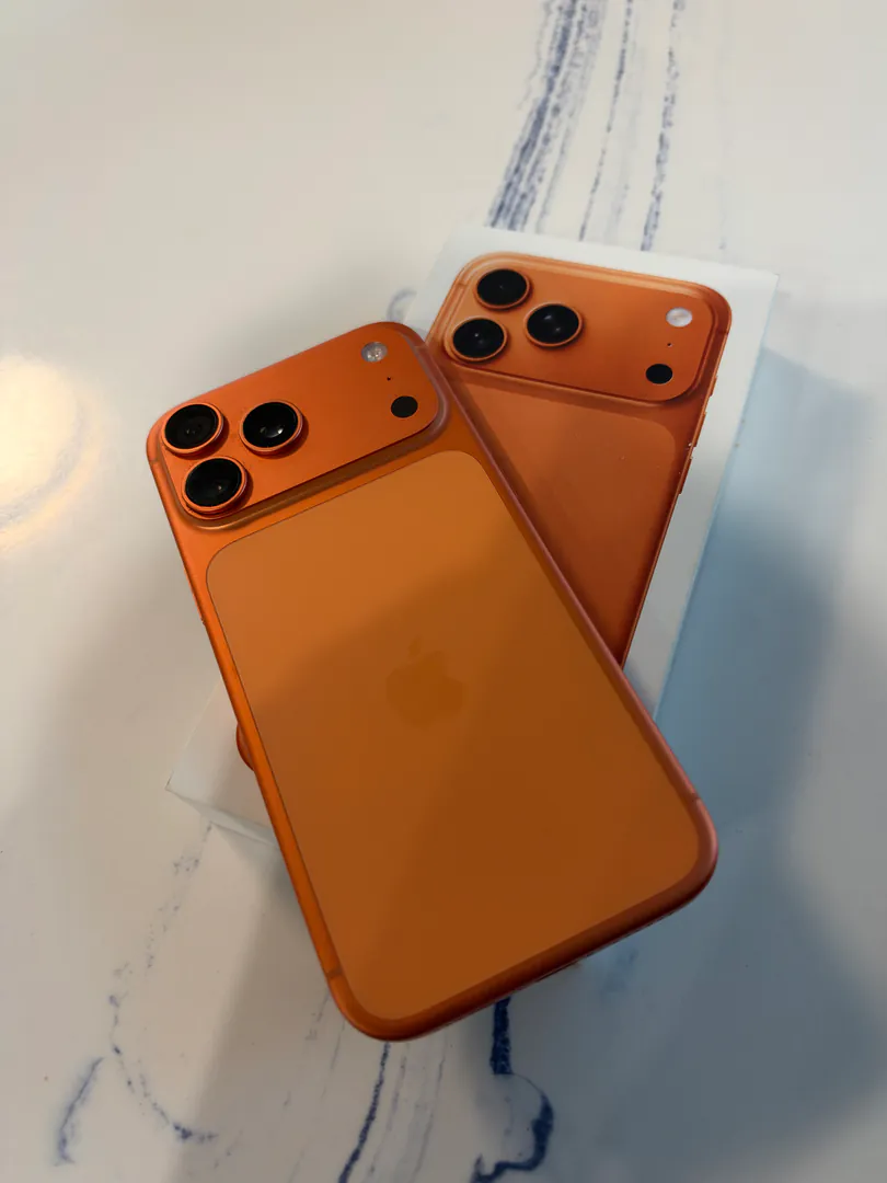 iPhone 17 pro max 256GB — photo 2