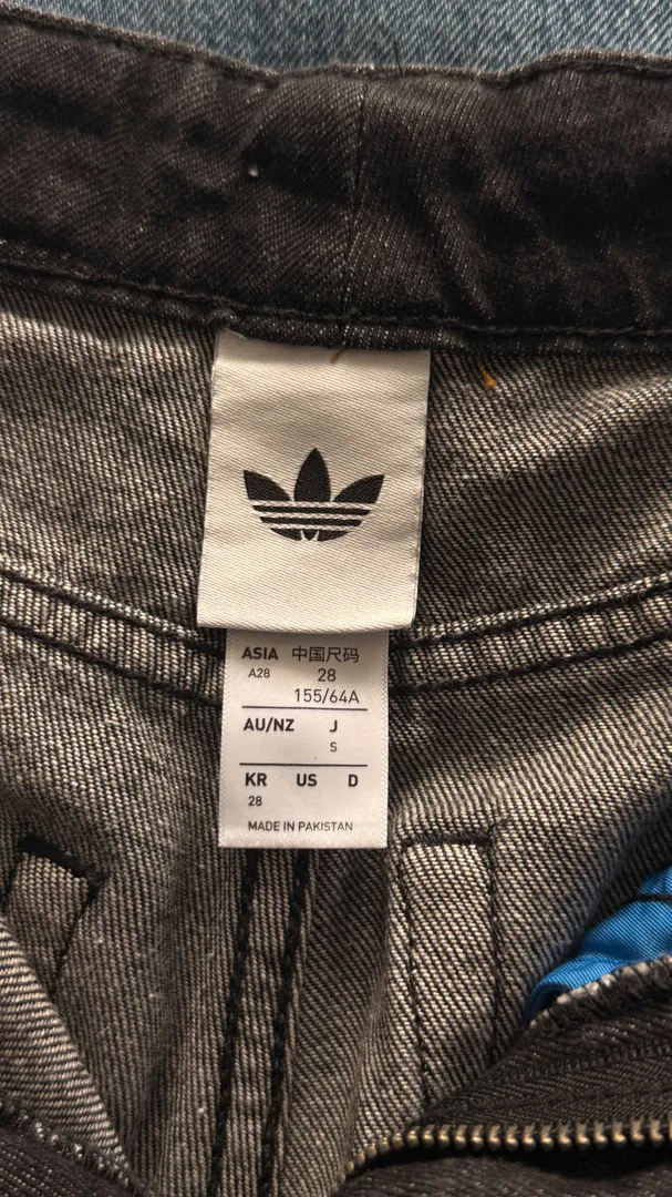 Adidas bermuda shorts — photo 6