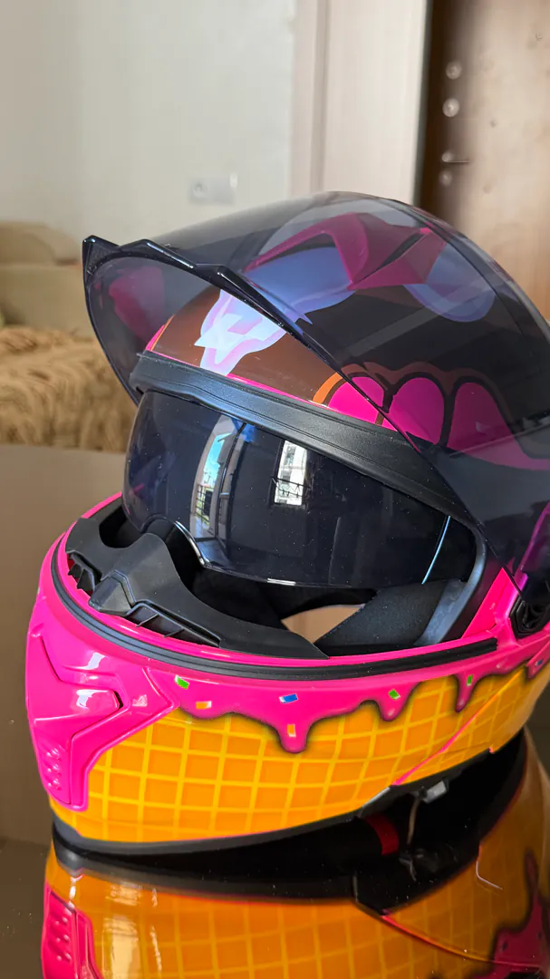 Motorcycle helmets (2 pcs, see photo) — photo 2