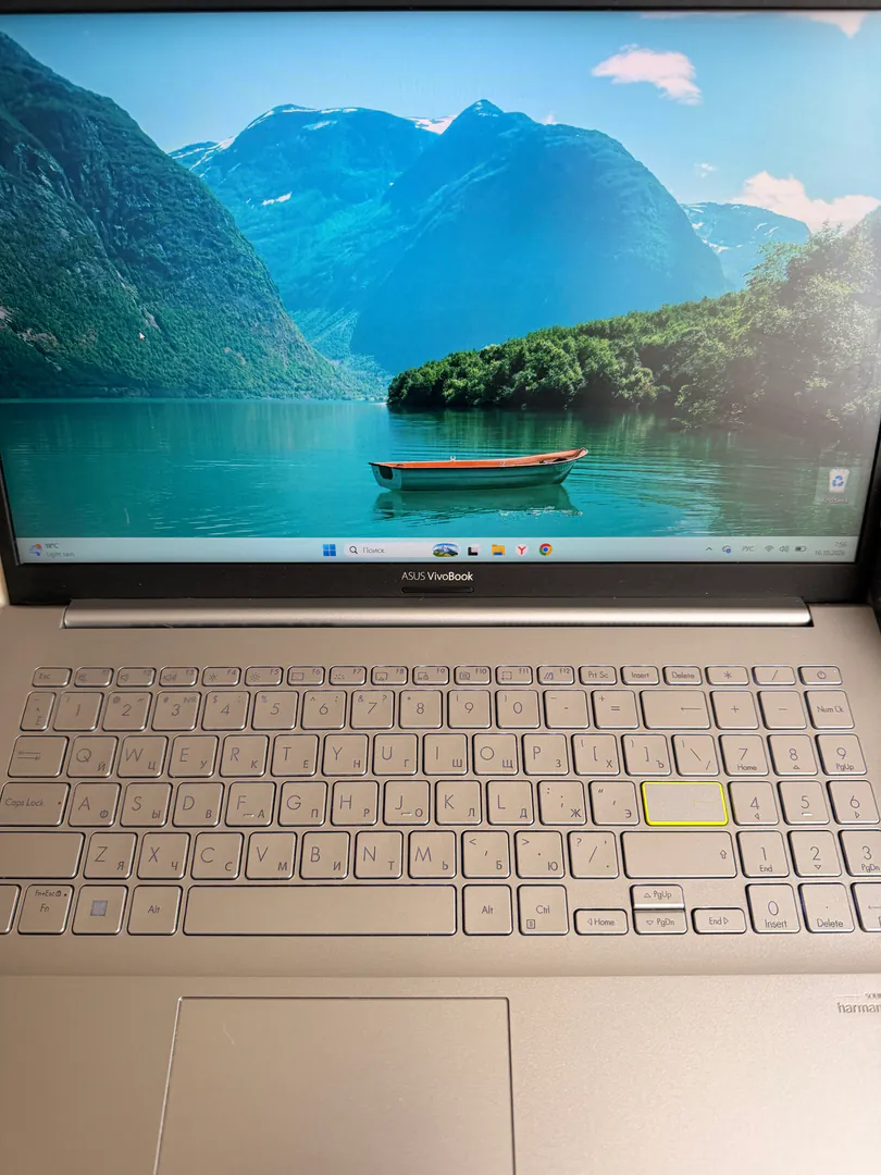 ASUS Laptop — photo 2