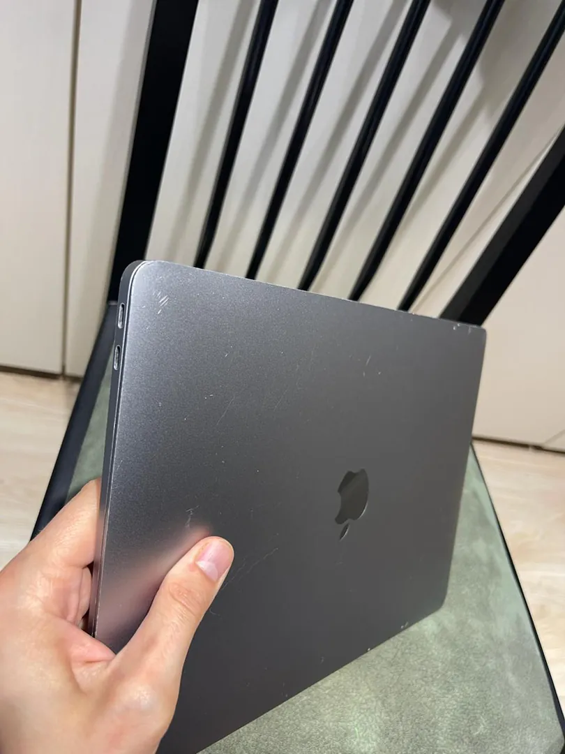MacBook — photo 3